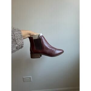 NWOT Lucky Brand Lufti Chelsea Booties Brown Leather 8.5